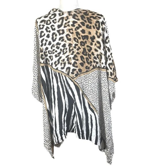 Chico's Animal Patch Cheetah Print Wrap Shawl One size Fits All NWT 📦 - Picture 3 of 10